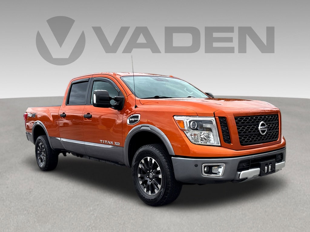 2019 Nissan Titan XD Truck Crew Cab 