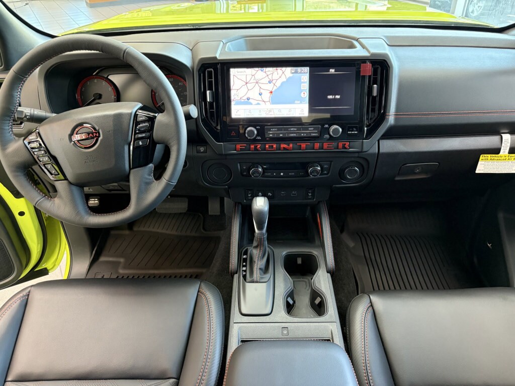 2026 Nissan Frontier PRO-X photo 4