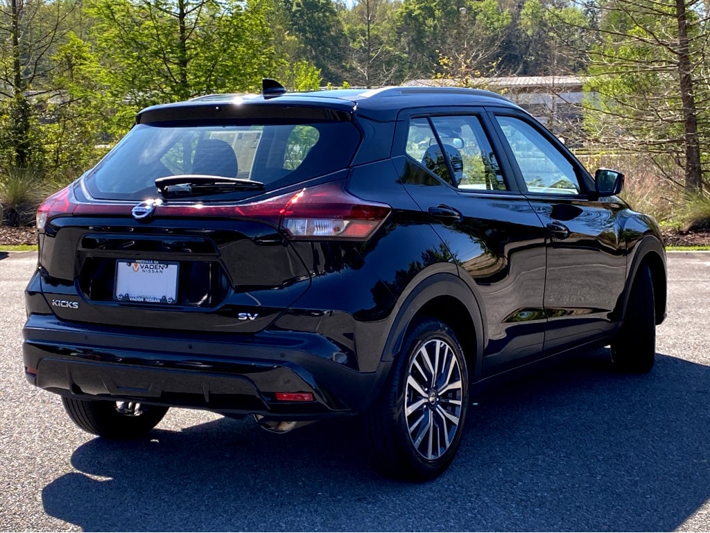 Used 2021 Nissan Kicks SV with VIN 3N1CP5CV5ML526486 for sale in Hinesville, GA