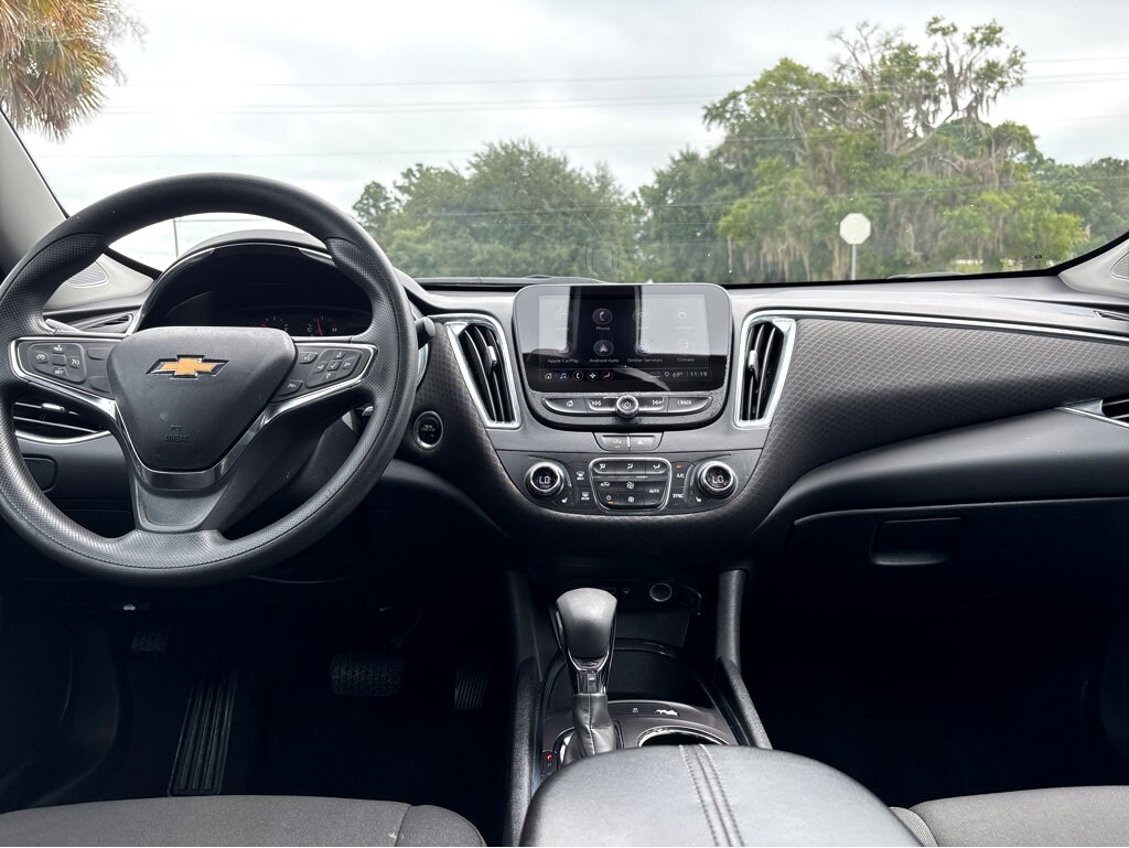 2021 Chevrolet Malibu 1LT photo 4