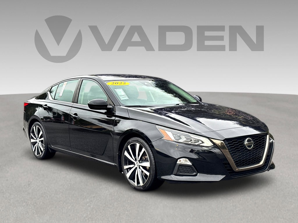 Used 2022 Nissan Altima 2.5 SR Sedan
