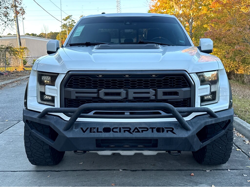 2018 Ford F-150 Raptor photo 2