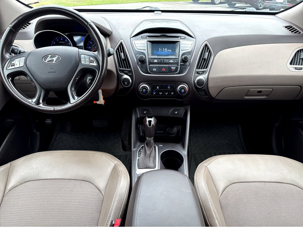 2014 Hyundai Tucson SE photo 3