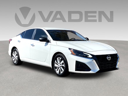 2025 Nissan Altima S Sedan