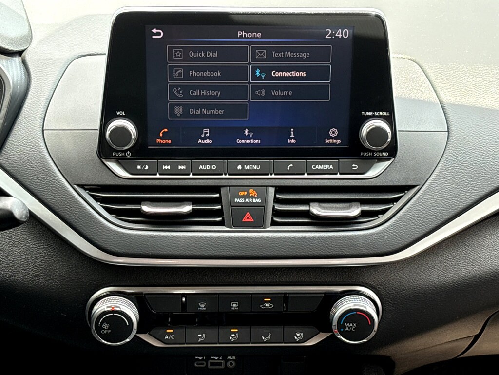 2022 Nissan Altima 2.5 SV photo 4
