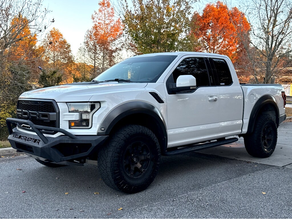 2018 Ford F-150 Raptor photo 3