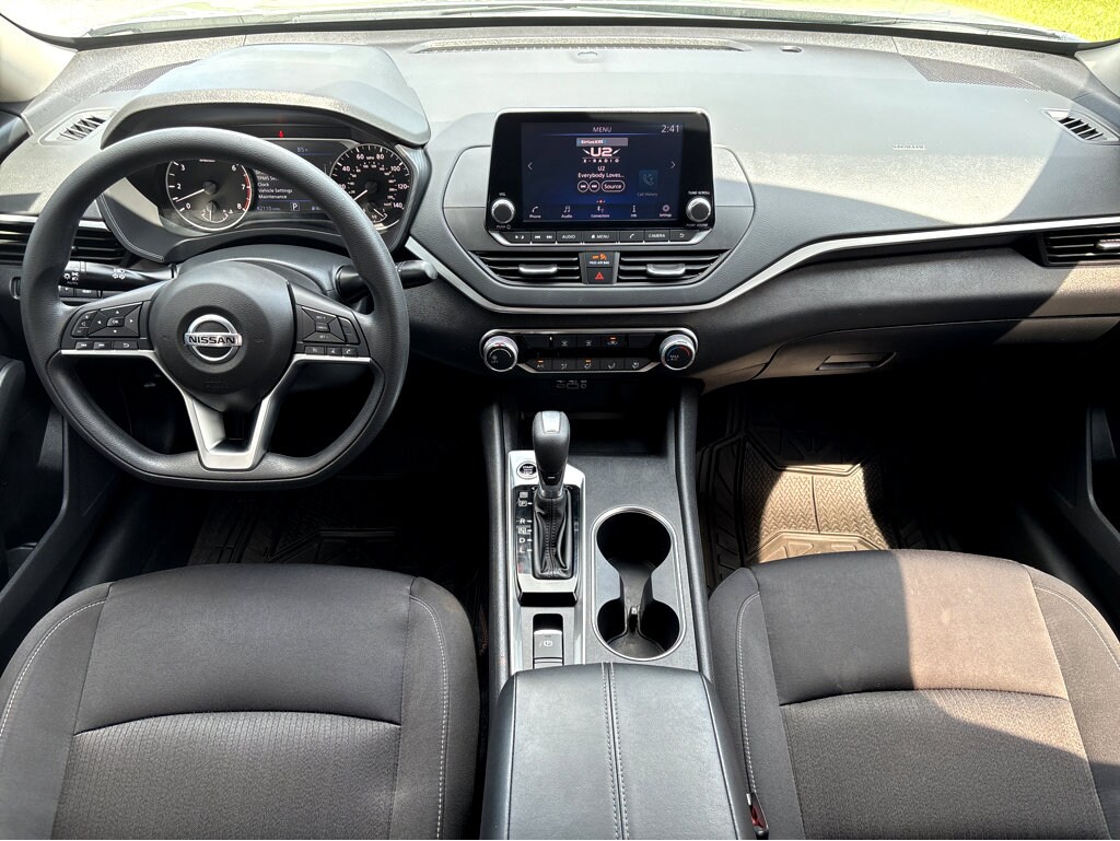 2022 Nissan Altima 2.5 SV photo 3