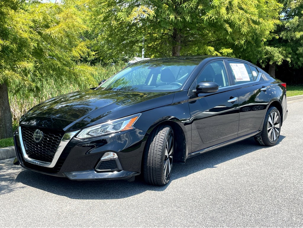 Certified 2021 Nissan Altima SV with VIN 1N4BL4DW4MN352213 for sale in Hinesville, GA