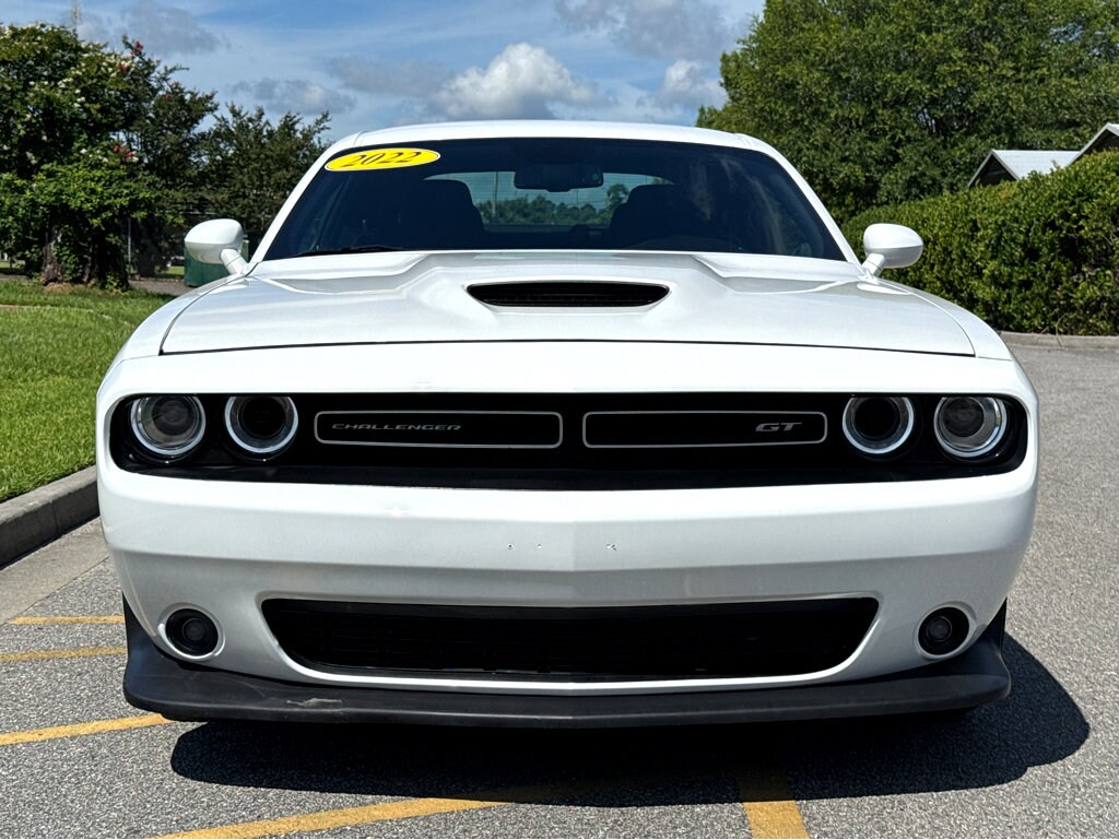 2022 Dodge Challenger GT photo 2