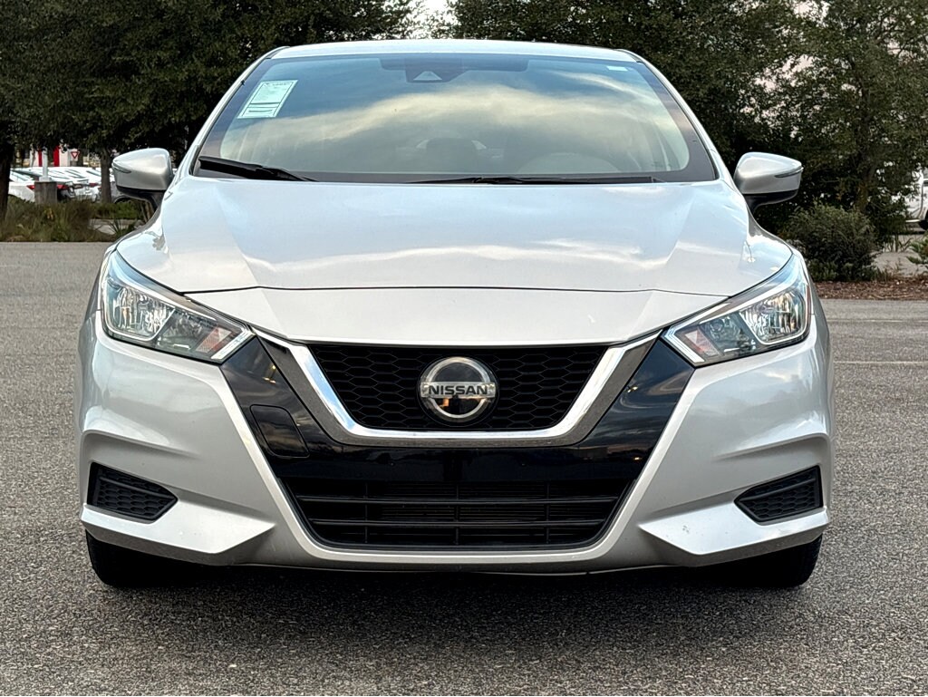 2020 Nissan Versa 1.6 SV photo 2