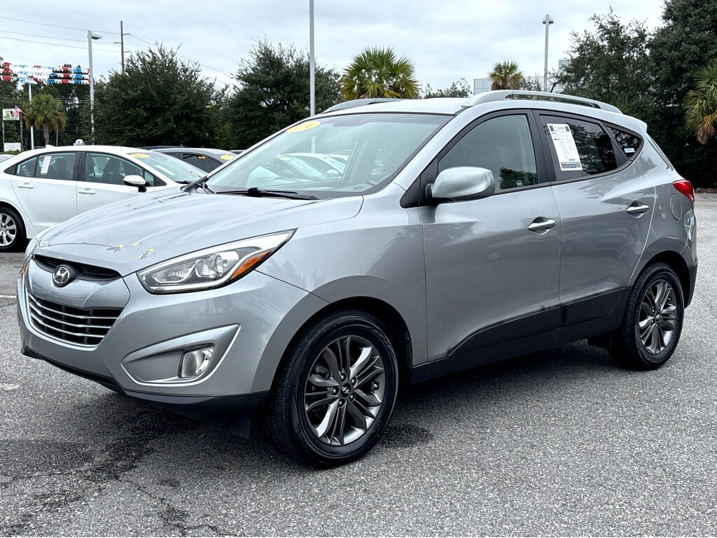 2014 Hyundai Tucson SE photo 2