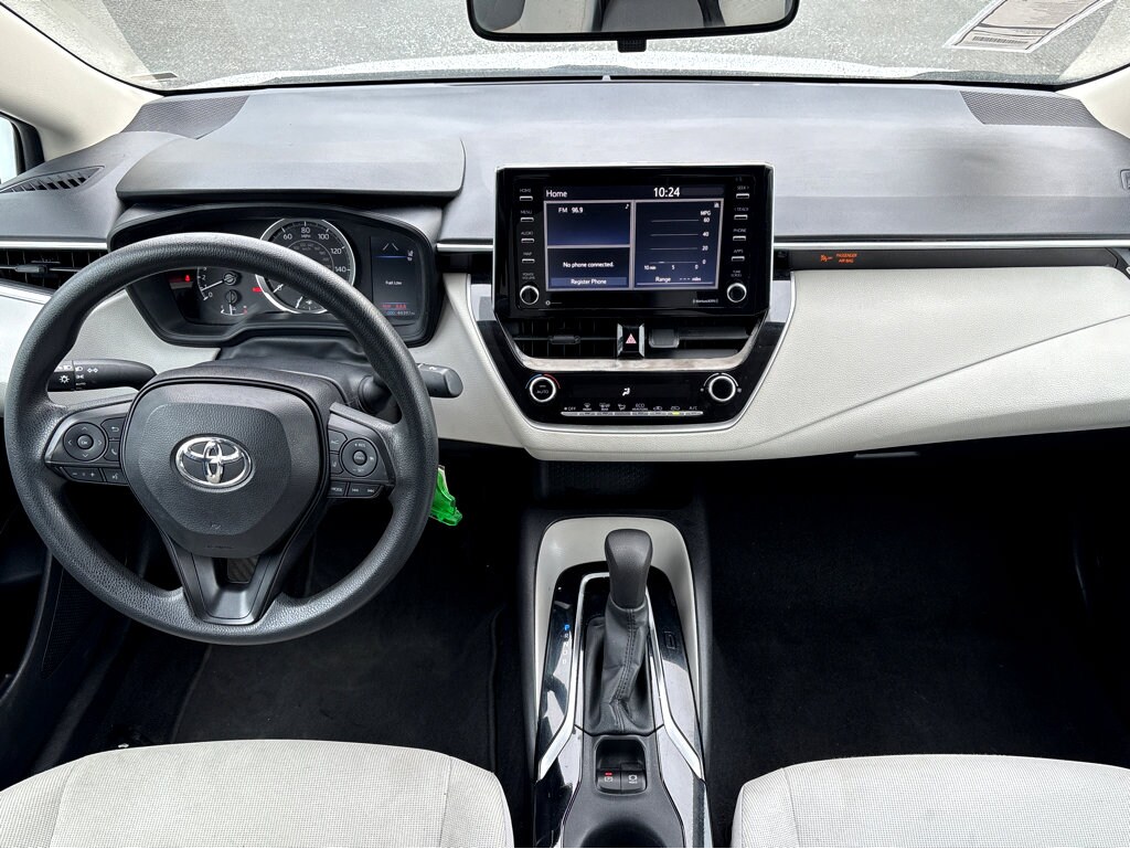 2021 Toyota Corolla LE photo 4
