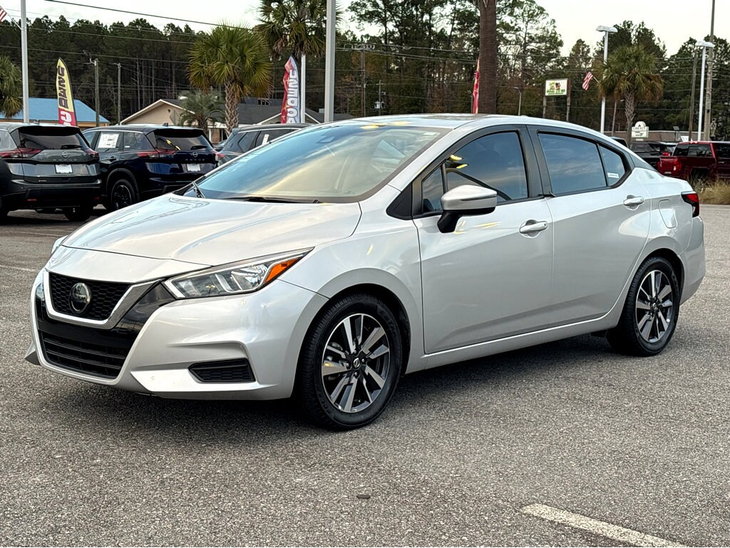 2020 Nissan Versa 1.6 SV photo 3