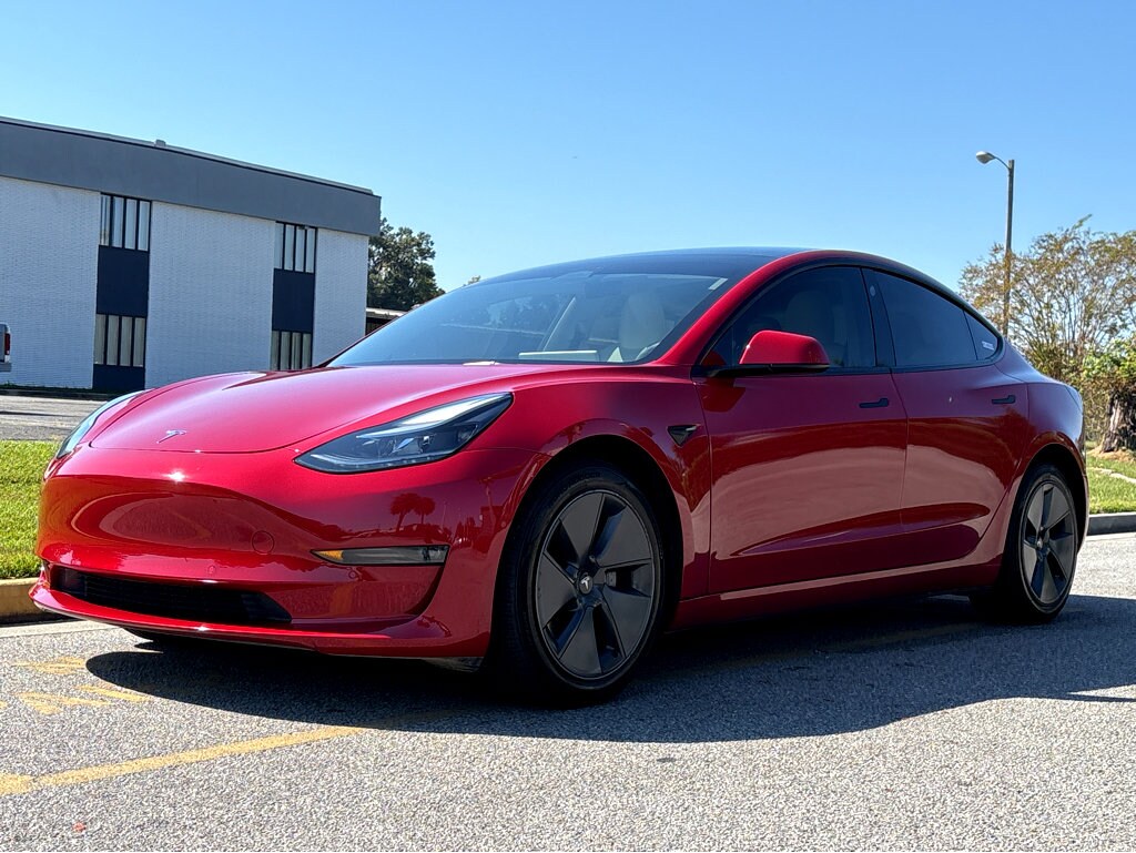 2022 Tesla Model 3 Long Range photo 3