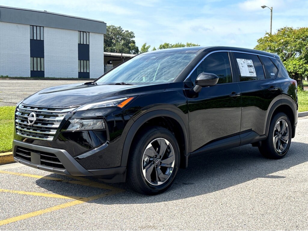2026 Nissan Rogue SV photo 3