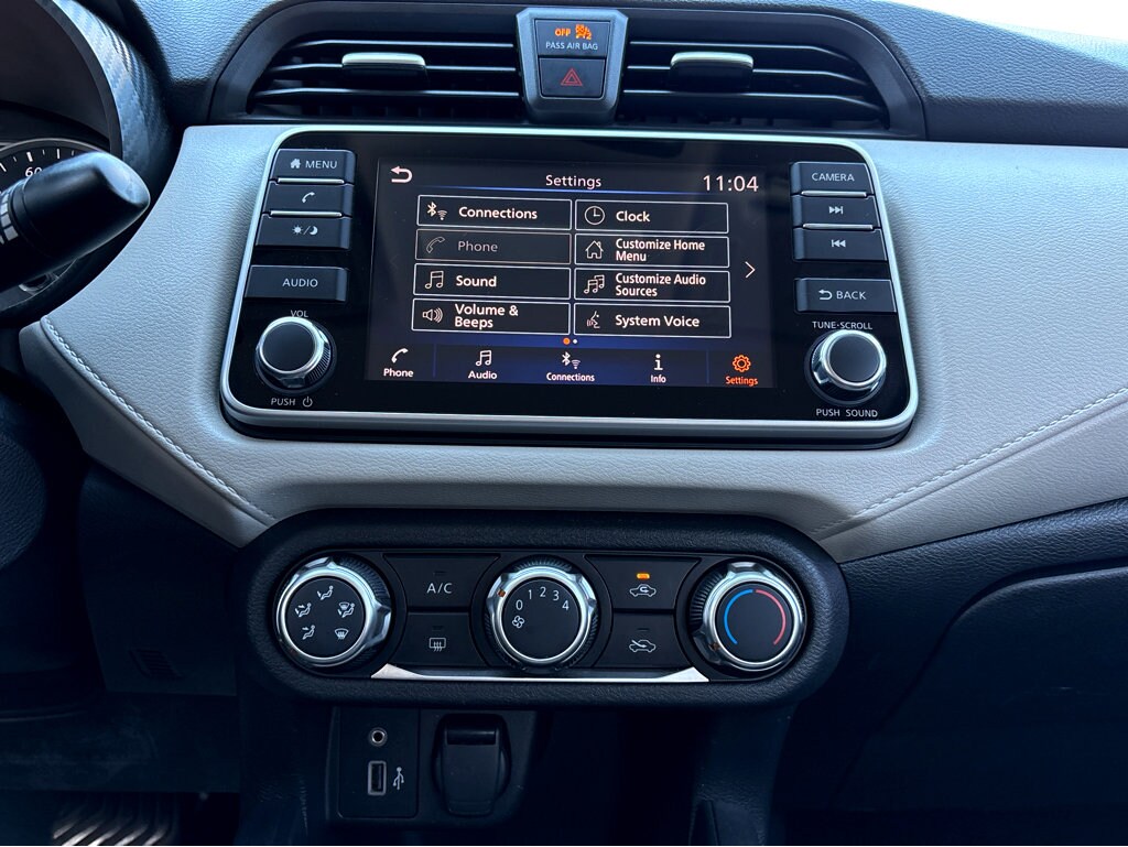 2021 Nissan Versa 1.6 SV photo 4