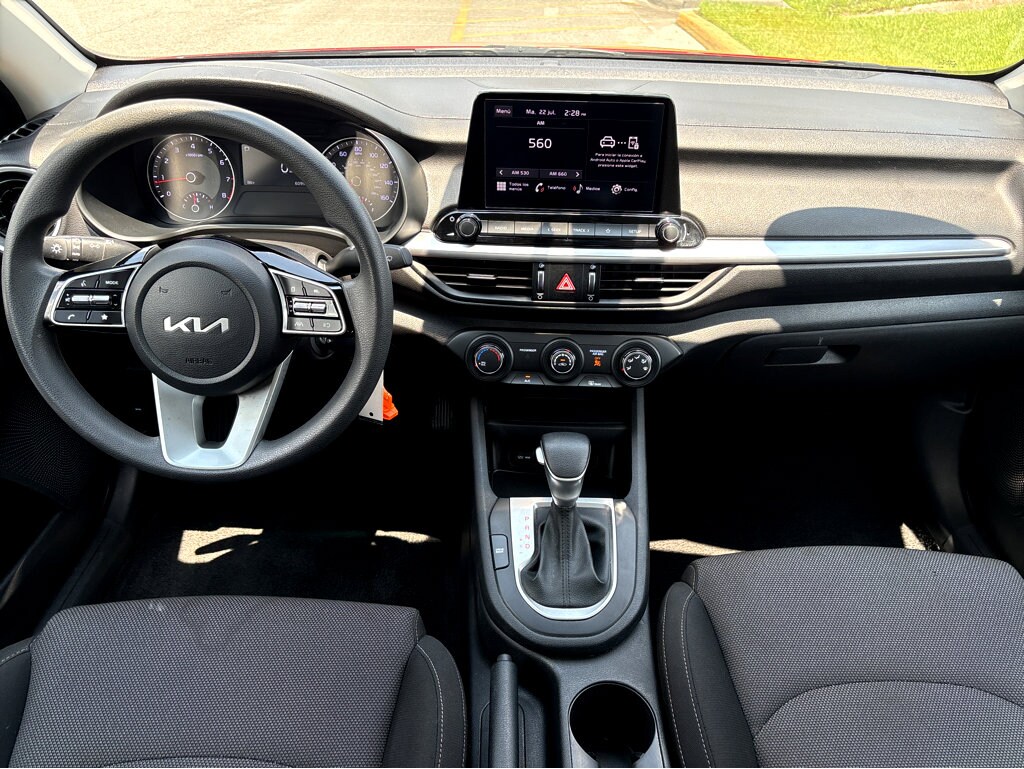 2023 Kia Forte LXS photo 4