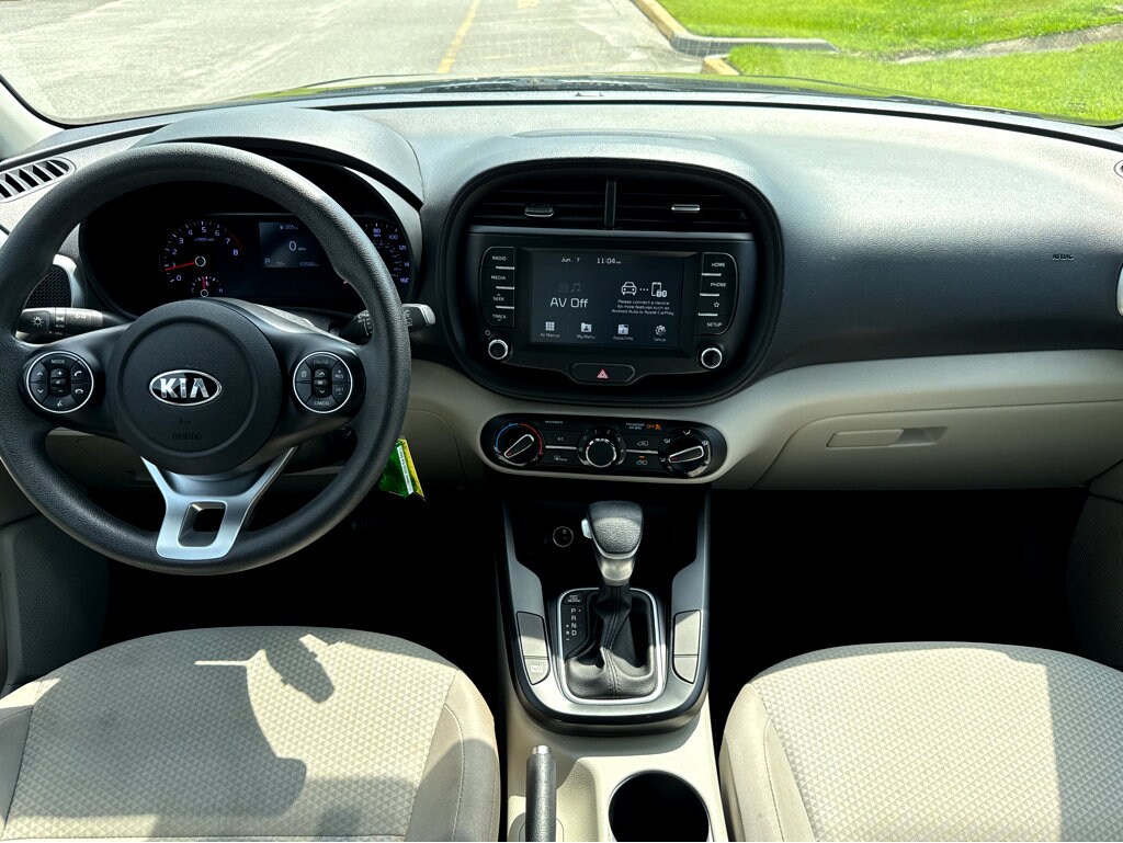 2020 Kia Soul LX photo 4