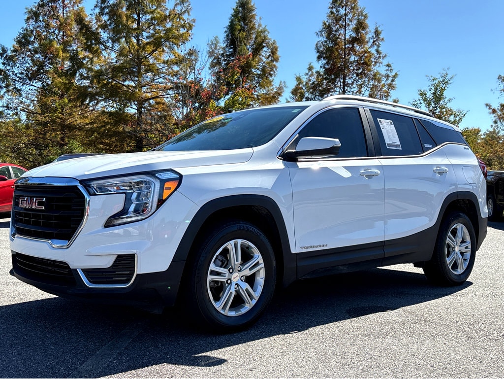 Used 2023 GMC Terrain SLE SUV