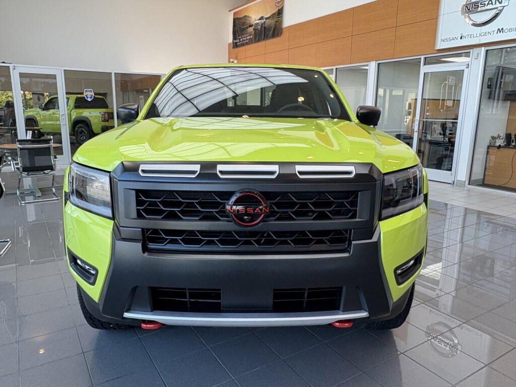 2026 Nissan Frontier PRO-X photo 2