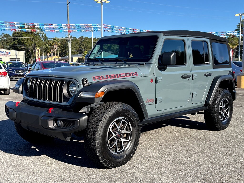 2024 Jeep Wrangler Rubicon photo 3