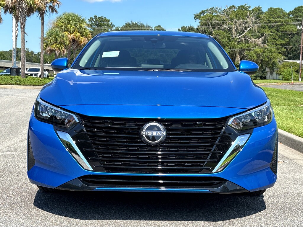 2025 Nissan Sentra SV photo 2