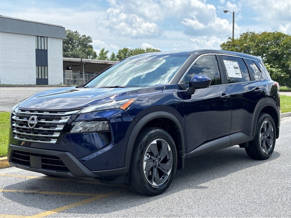 2026 Nissan Rogue SV photo 3