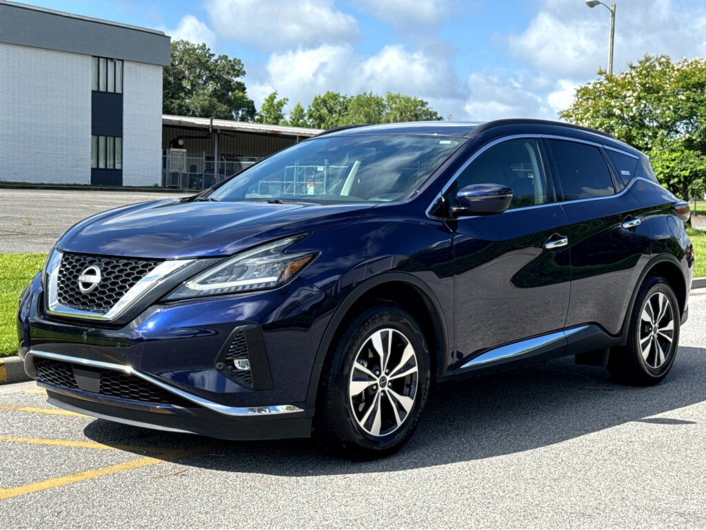 2023 Nissan Murano SV photo 2