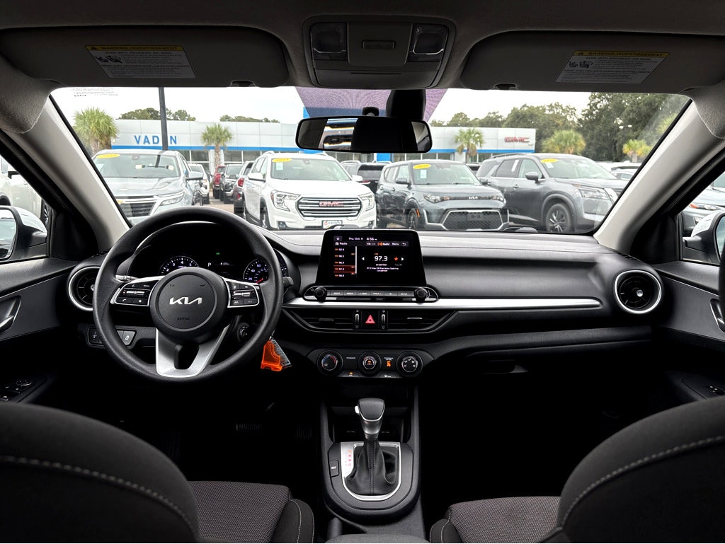 Used 2023 Kia Forte LXS Sedan