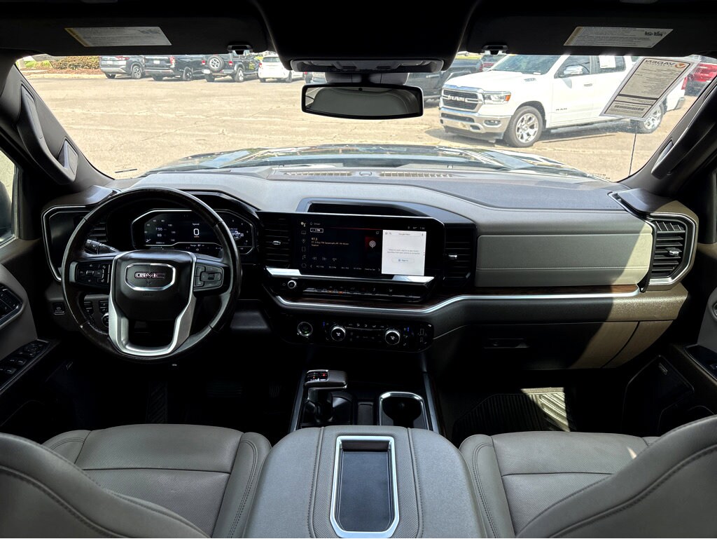 2022 Gmc Sierra 1500 SLT photo 4