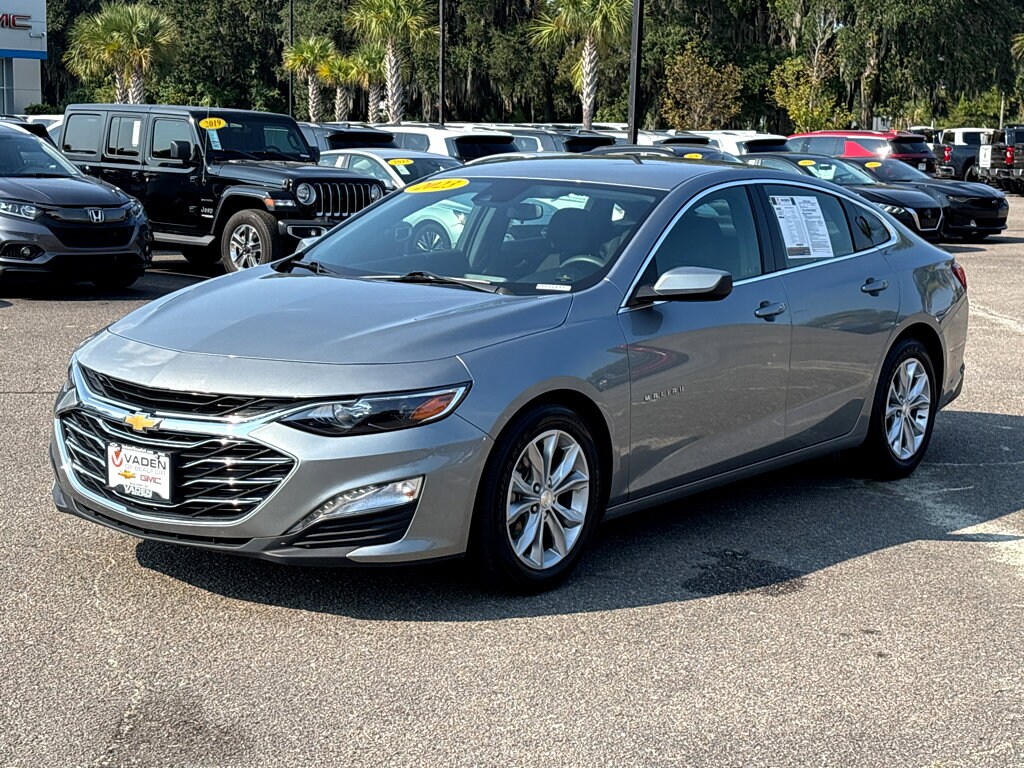 2023 Chevrolet Malibu 1LT photo 3