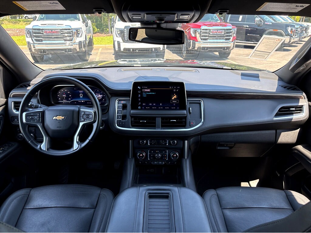 2023 Chevrolet Tahoe LT photo 3