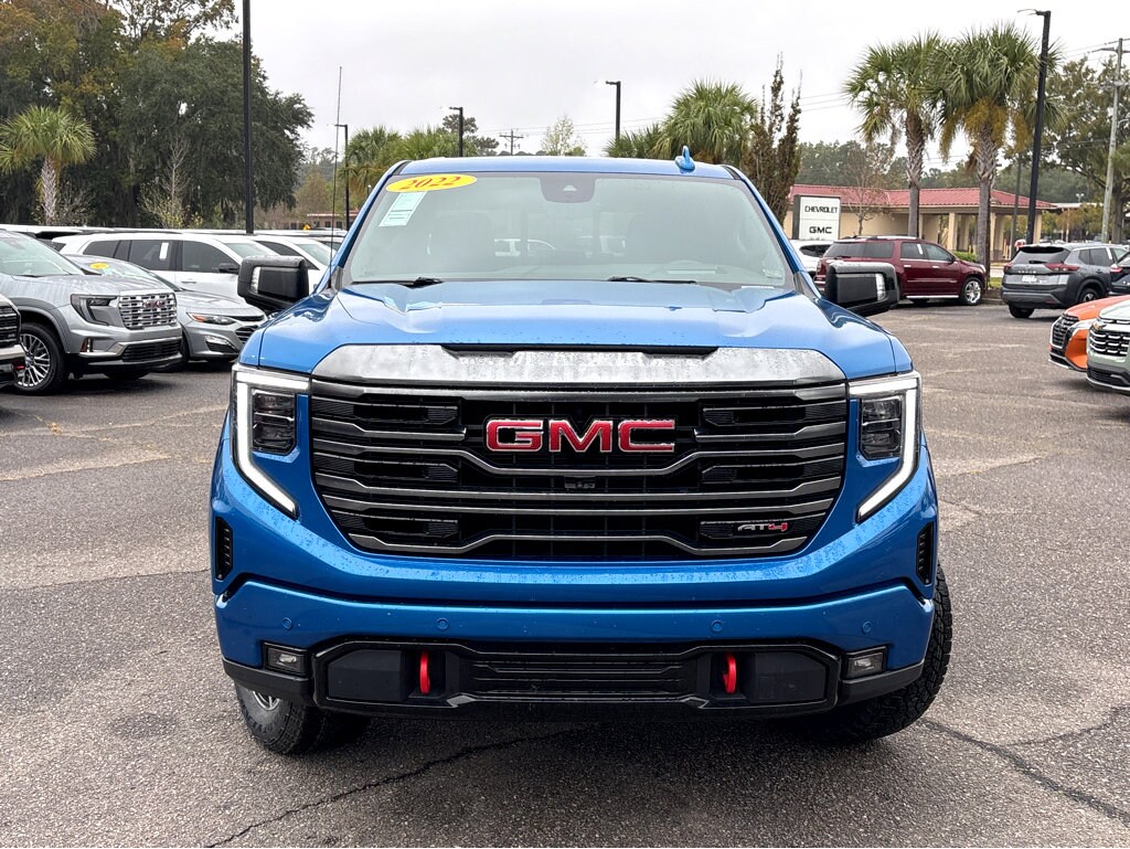 Used 2022 GMC Sierra 1500 AT4 Truck Crew Cab