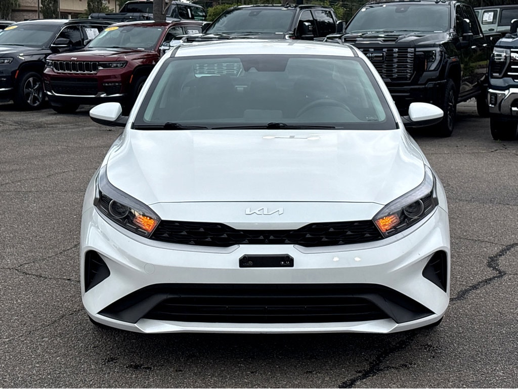 Used 2023 Kia Forte LXS Sedan