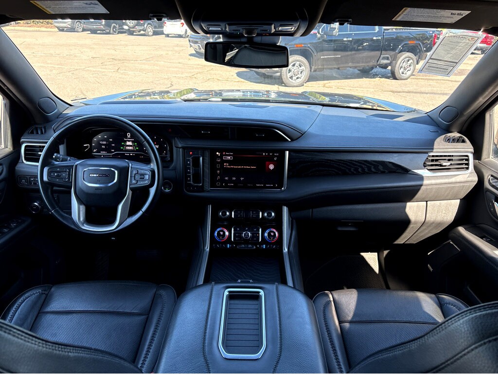 2023 Gmc Yukon Denali photo 2