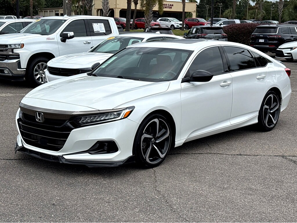 2022 Honda Accord Sport 2.0T photo 3