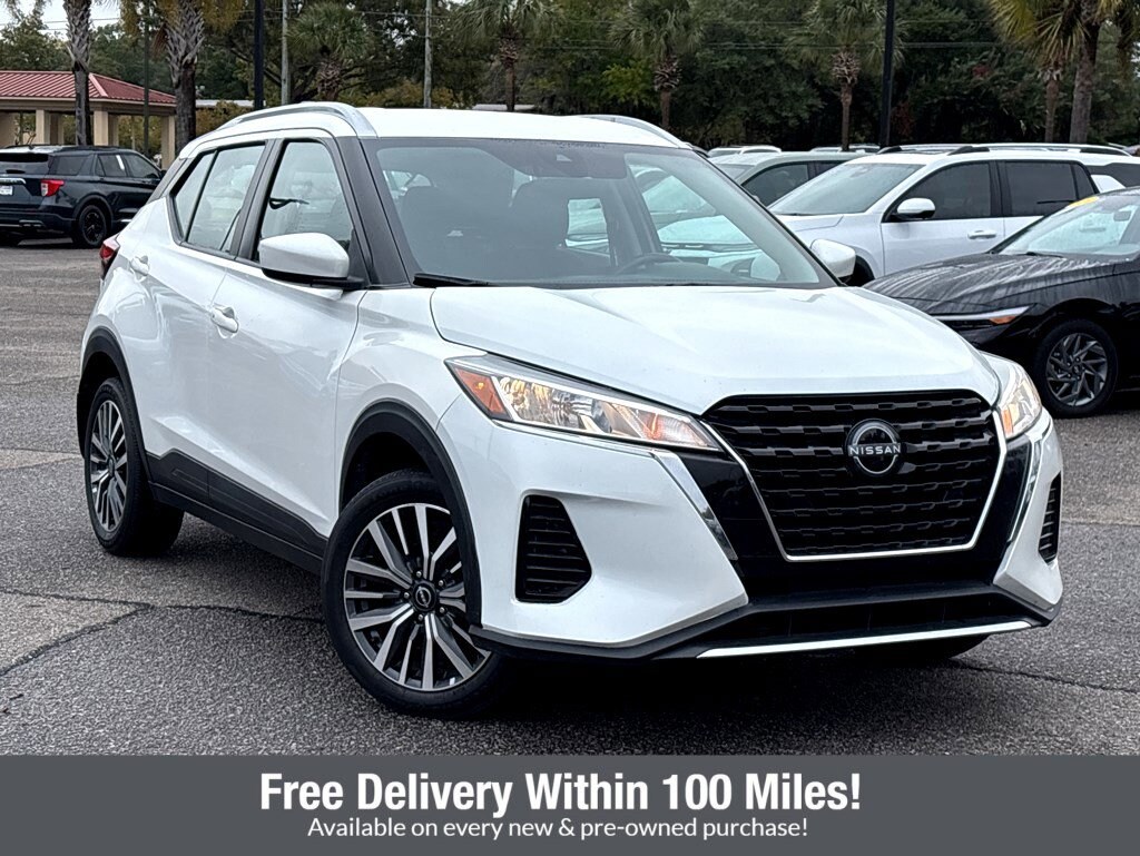 Used 2023 Nissan Kicks SV SUV