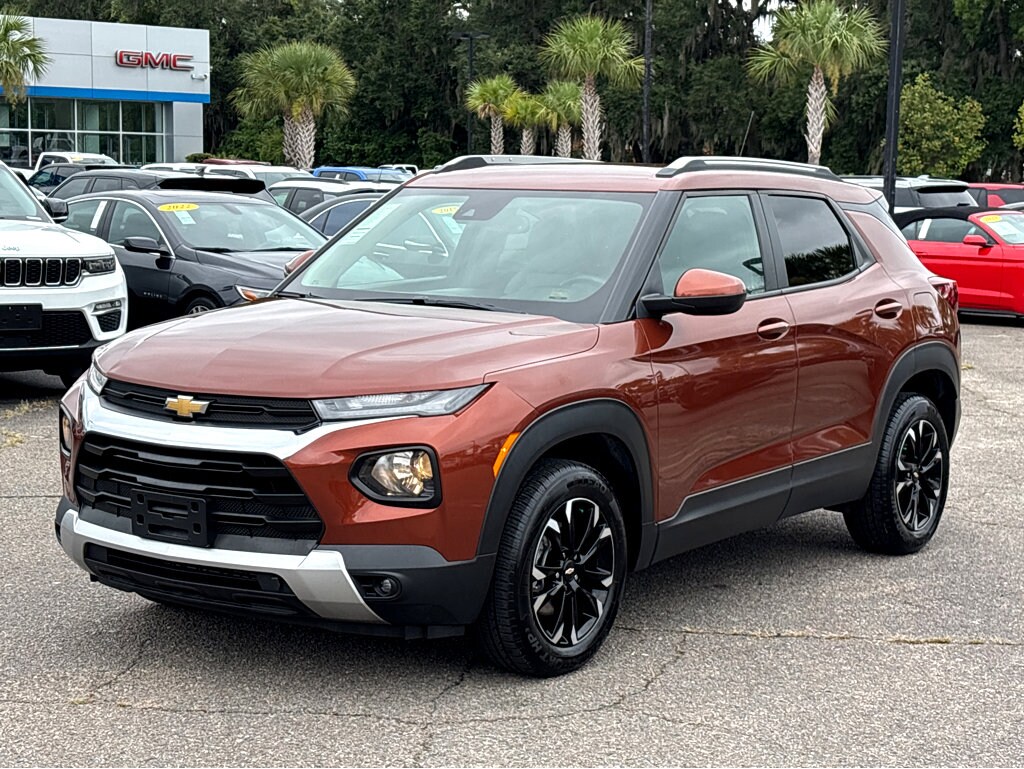 2021 Chevrolet Trailblazer LT photo 3