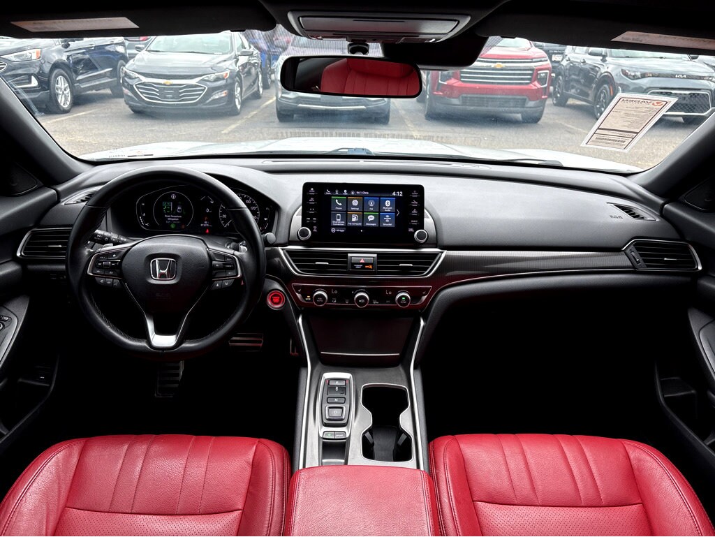 2022 Honda Accord Sport 2.0T photo 4