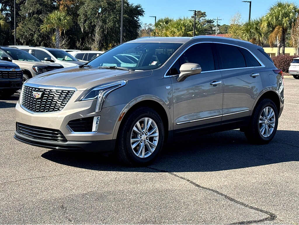 2022 Cadillac XT5 Luxury photo 3