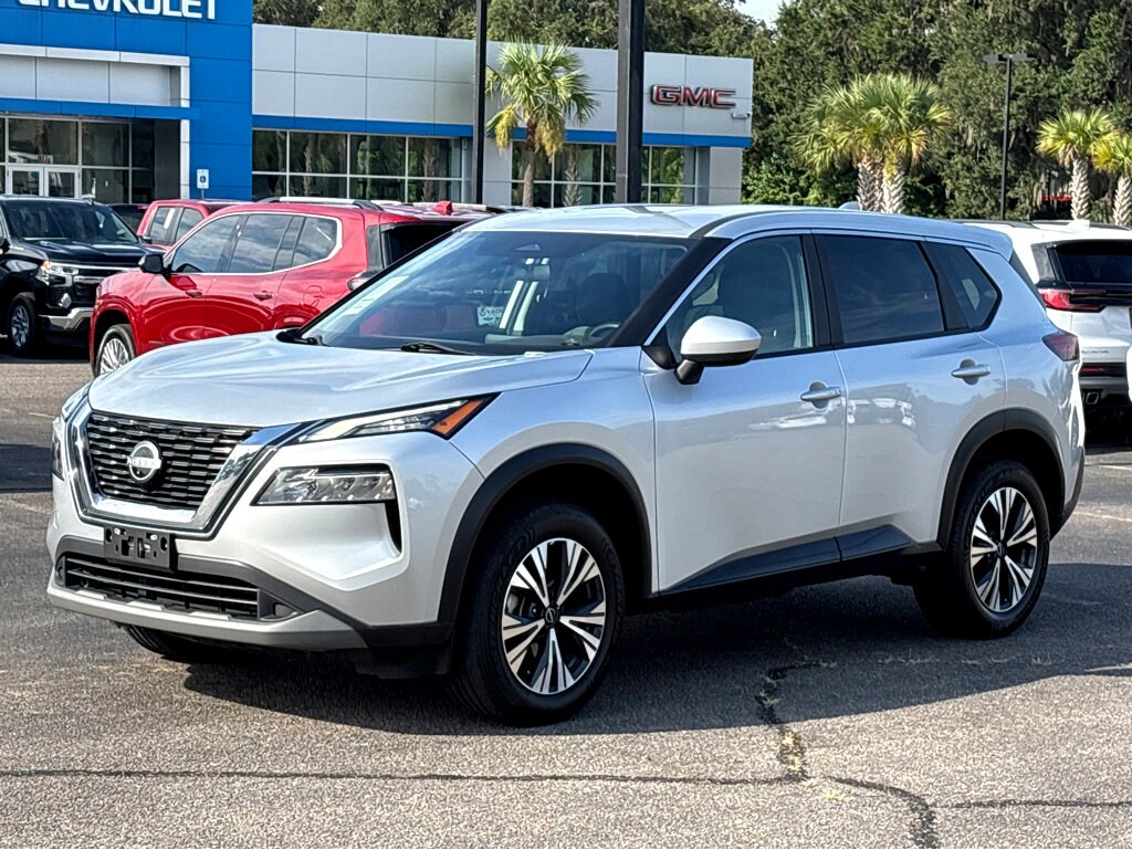 2023 Nissan Rogue SV photo 3