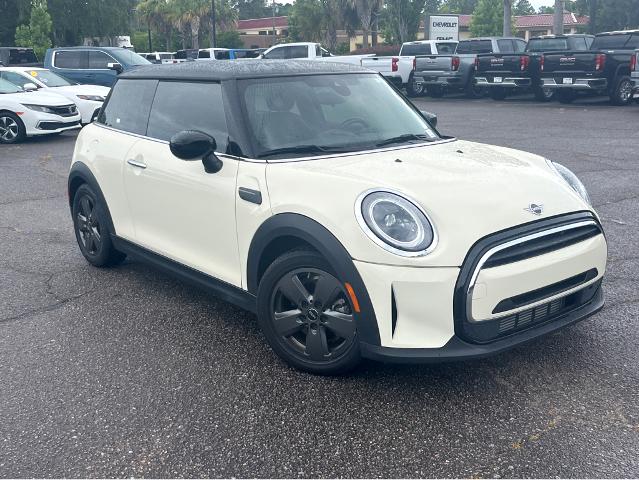 2022 MINI Hardtop 2 Door Oxford Edition's photo