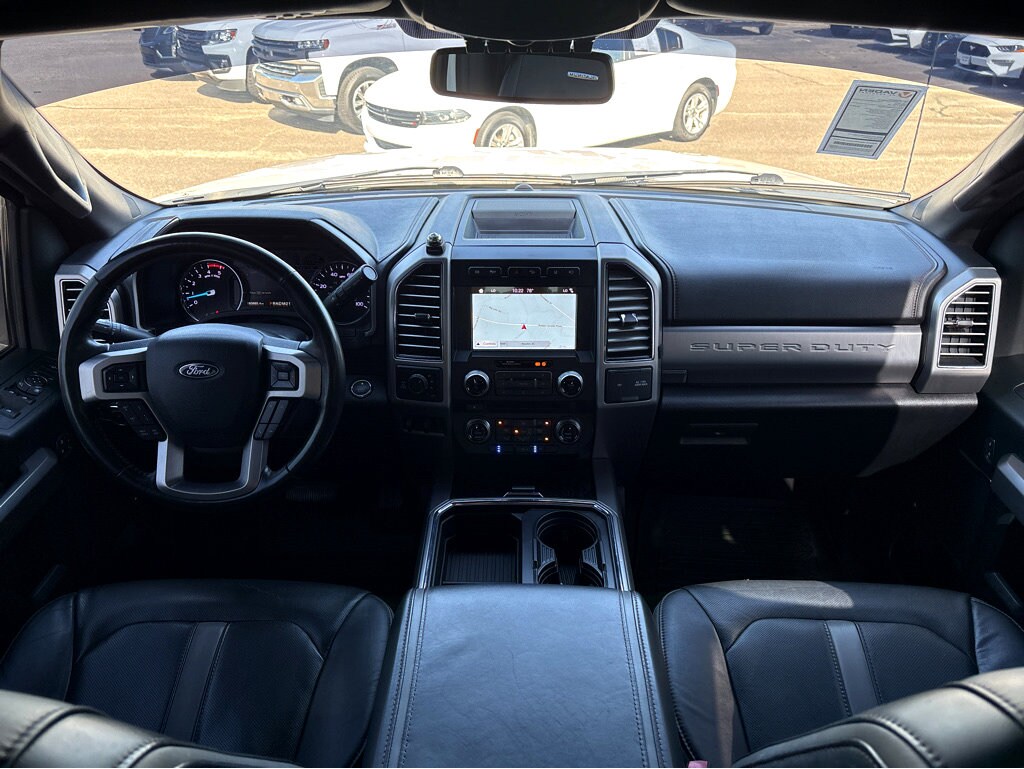 2018 Ford F-250 Platinum photo 2