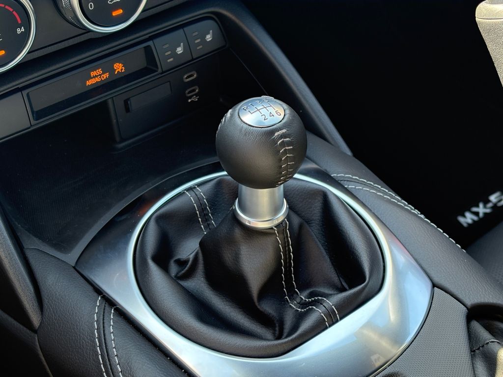 2025 Mazda MX-5 Miata 24