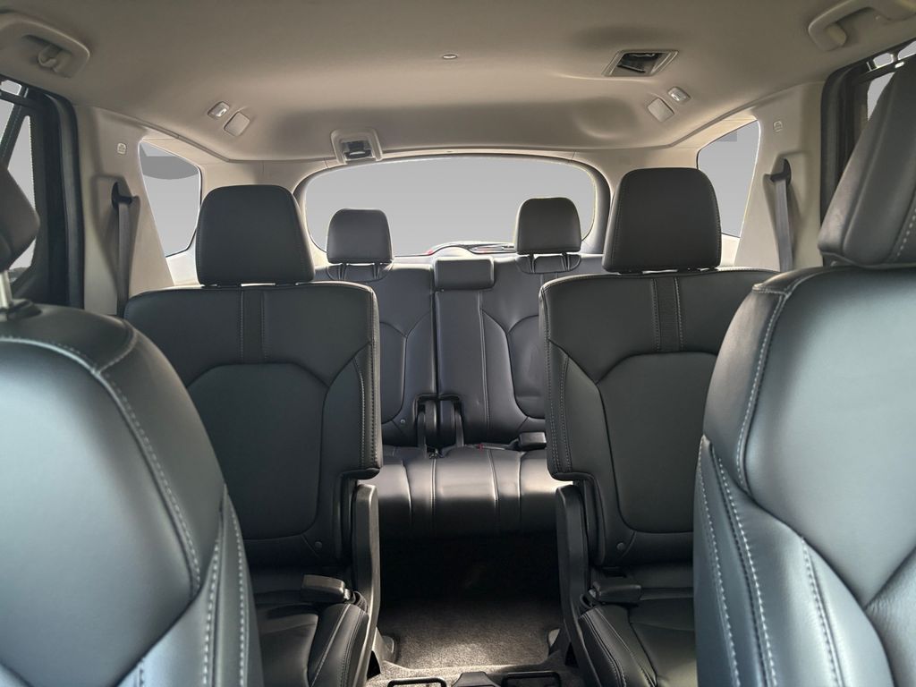 2025 Honda Pilot EX-L photo 2