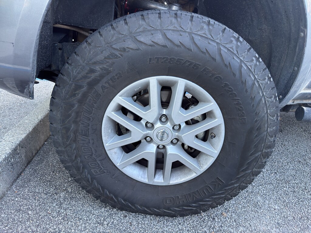 Used 2017 Nissan Frontier SV Truck Crew Cab