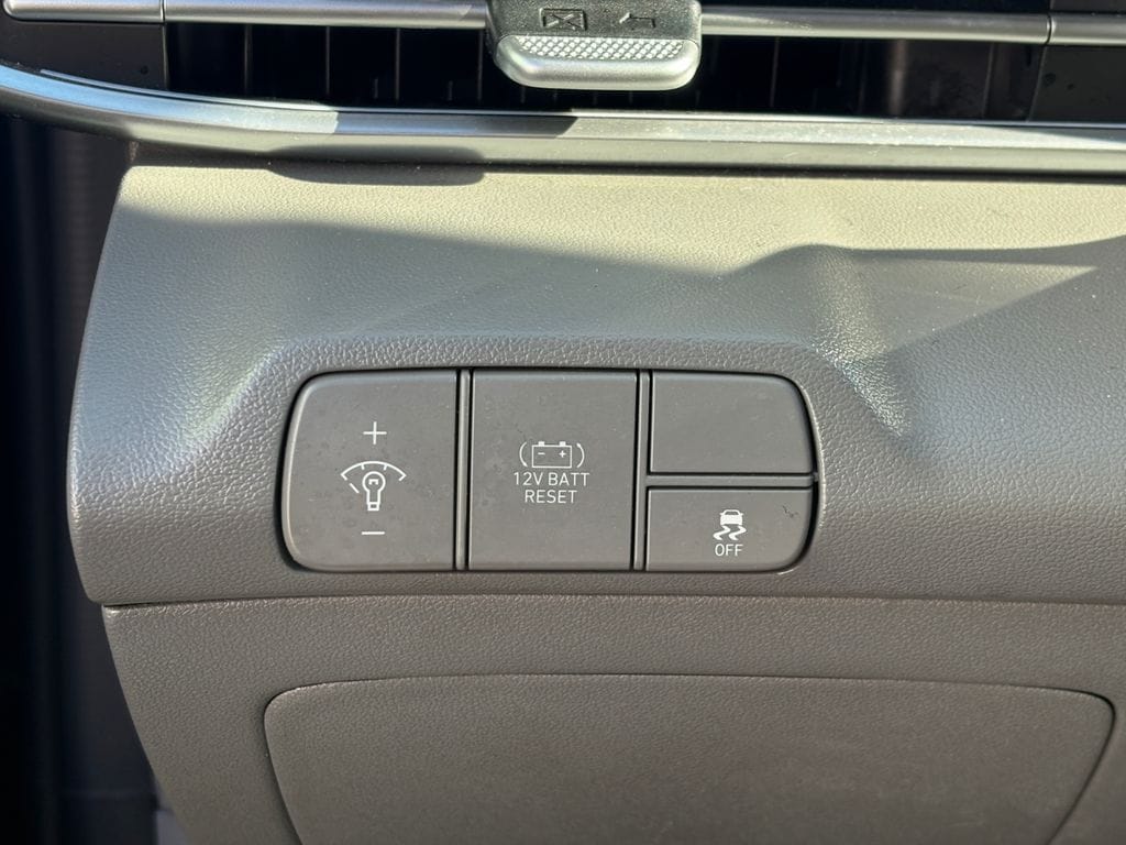 Certified 2024 Hyundai Elantra Hybrid Blue Sedan