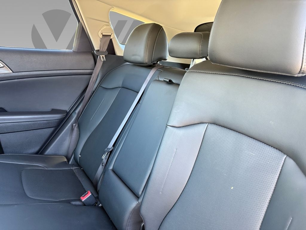 Used 2024 Kia Sportage EX SUV