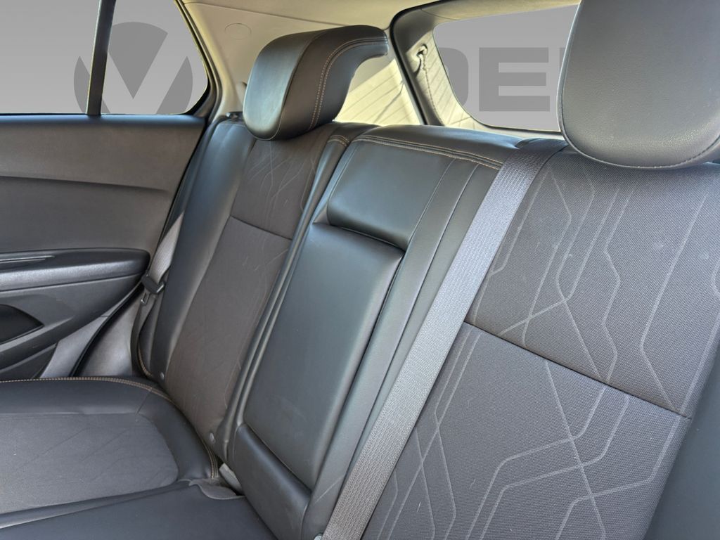 2019 Chevrolet Trax LT photo 4