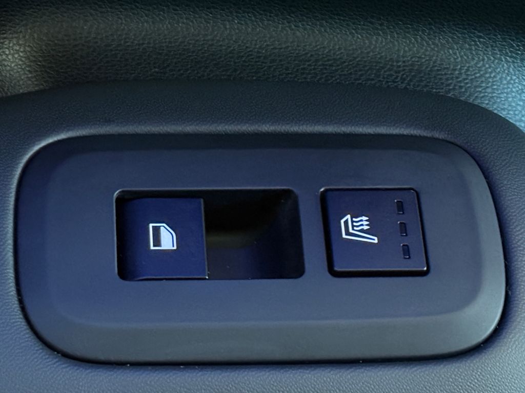 2024 Hyundai Santa Fe Limited photo 4